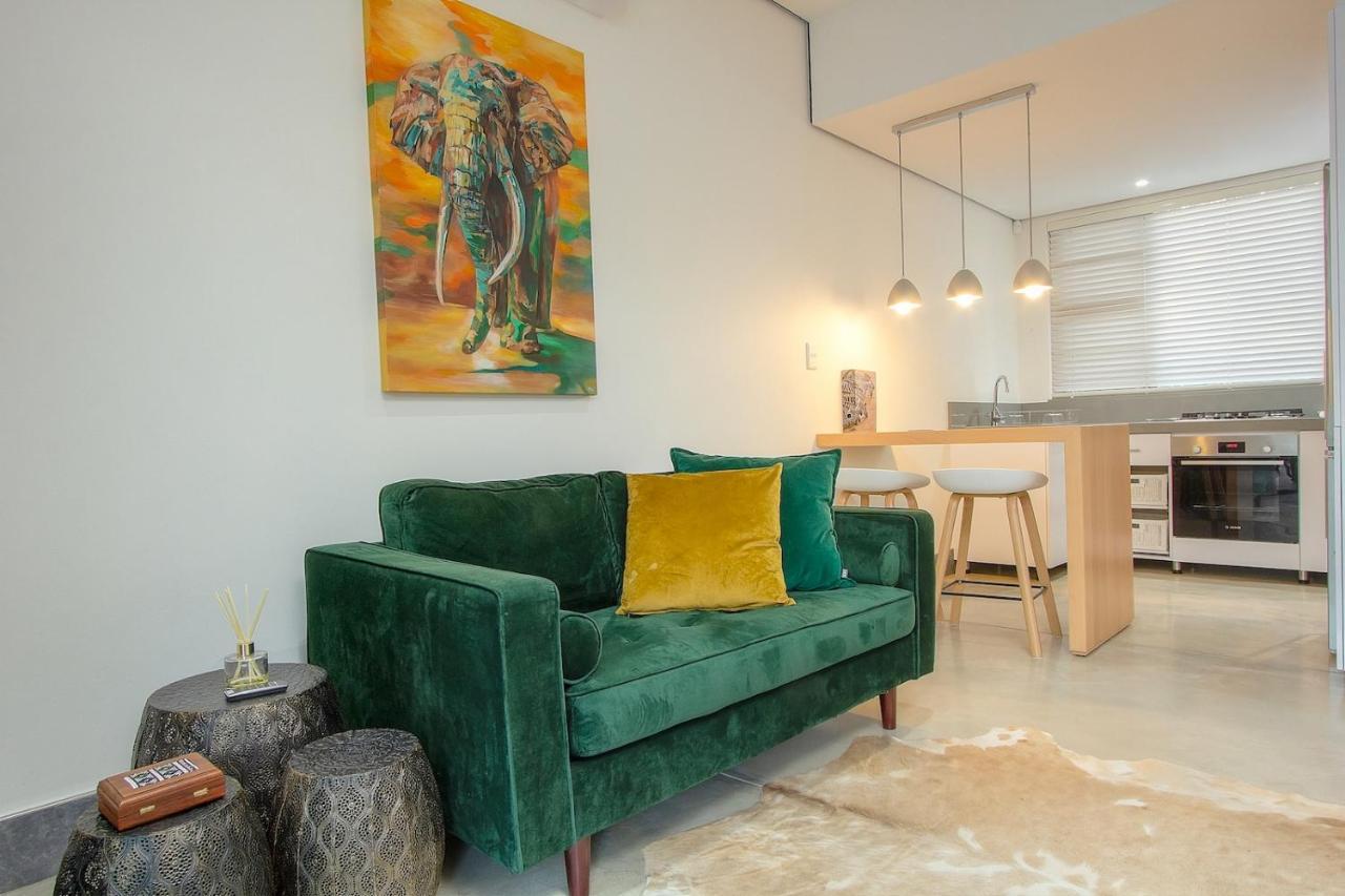 Villa Kruger'S Keep - Luxury Couples Haven Marloth Park Exterior foto